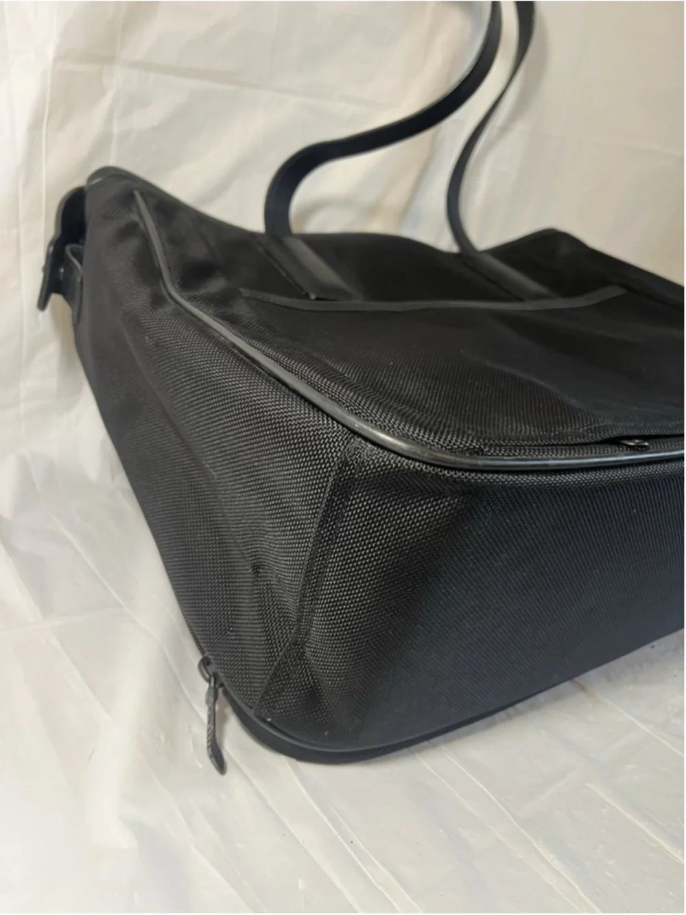 Victorinox Swiss Army WebSeries 2.0 Black Travel Web Tote Bag with laptop sleeve